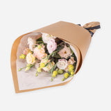 Market Valentines Lisianthus
