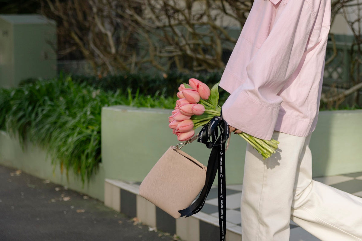 Flower Delivery Auckland - Free Same Day Delivery | Market Flowers ...